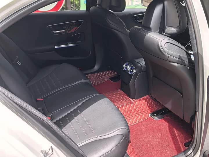 Mercedes-Benz C-Class 2022 C 260 L — фото 13