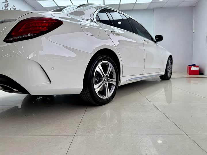 Mercedes-Benz C-Class 2019 C 260 L — фото 21