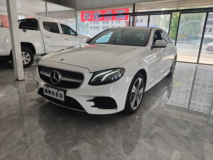 Mercedes-Benz E-Class 2018 E 200 L Sport — фото 1