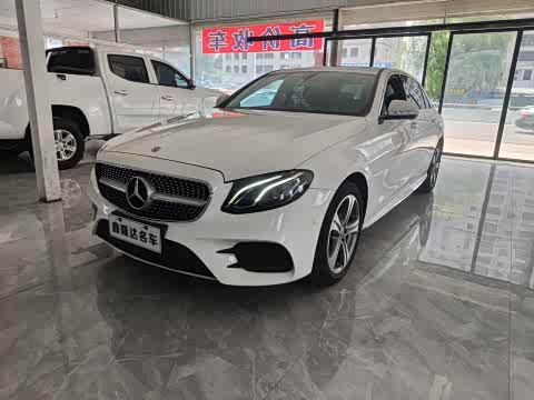 Mercedes-Benz E-Class 2018 E 200 L Sport — фото 14
