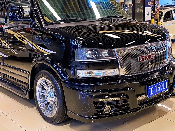 GMC SAVANA 2016 5.3 L G 550 S 4 WD — фото 4