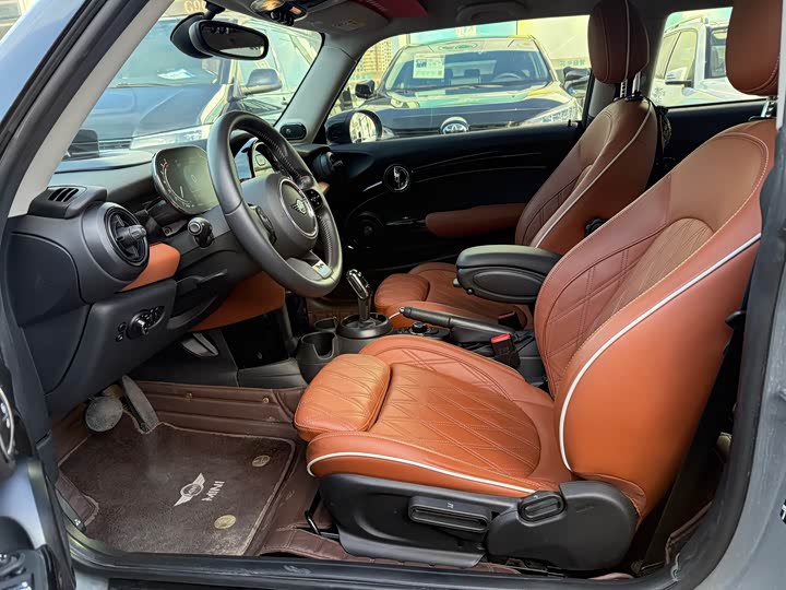 MINI Hatch — фото 11