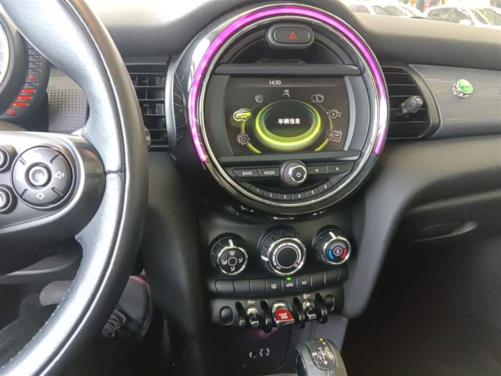 MINI Hatch — фото 13