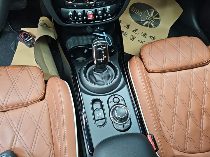 MINI Clubman — фото 14