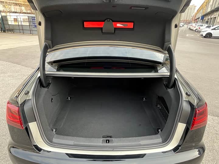 Audi A6L 2016 45 TFSI quattro Sport — фото 17