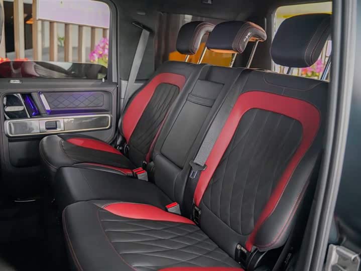Mercedes-Benz G-Class 2024 G 500 — фото 10