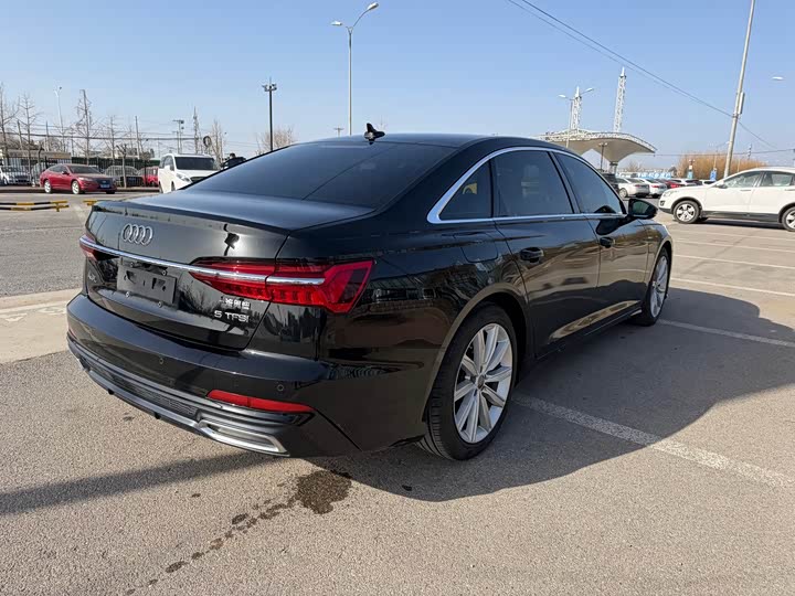 Audi A6L 2022 45 TFSI — фото 5