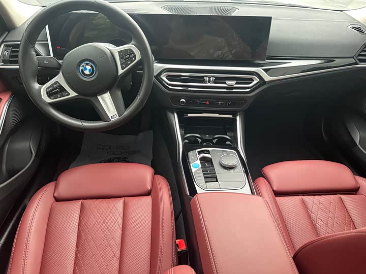 BMW i3 2024 e Drive 35 L — фото 7