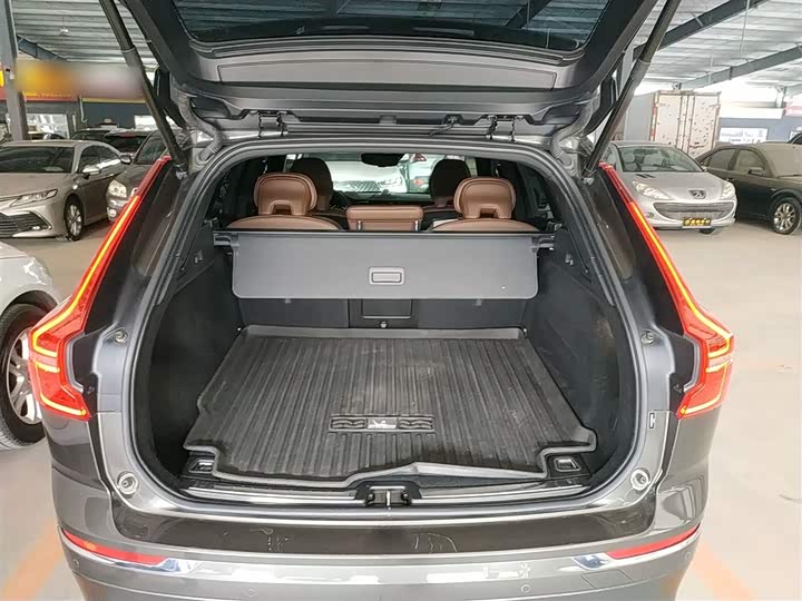 Volvo XC60 2021 T 5 4 WD — фото 19
