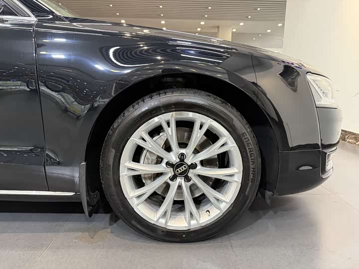 Audi A8 2014 A 8 L 45 TFSI quattro Luxury — фото 34