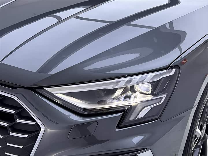 Audi A3 2024 Sportback 35 TFSI Sport — фото 9