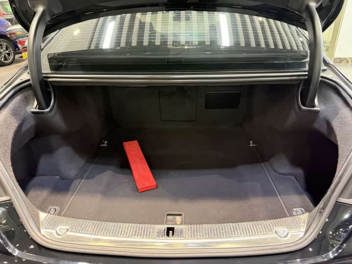 Audi A8 2014 A 8 L 45 TFSI quattro Luxury — фото 31