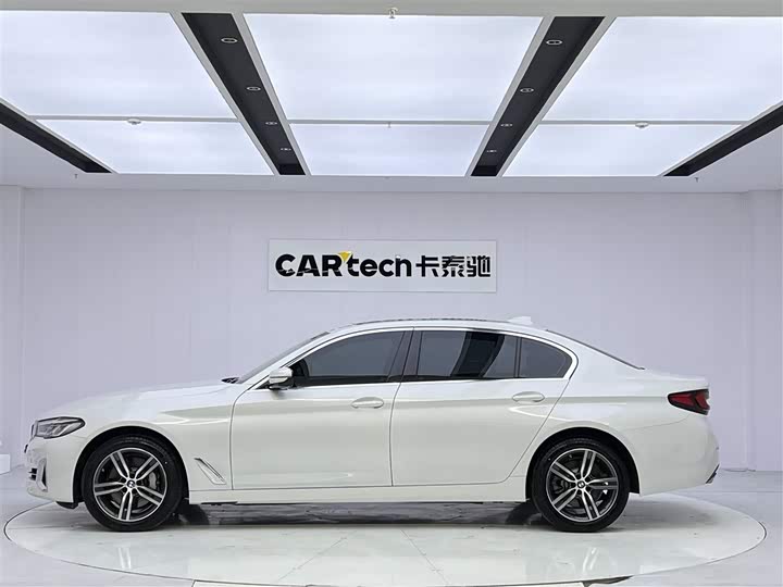 BMW 5-Series 2022 530 Li Leading — фото 8