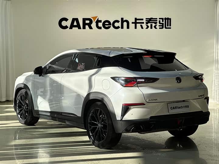 Changan UNI-T 2022 2.0 T Premium — фото 6