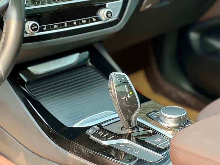 BMW X3 2020 x Drive 30i Leading M — фото 15
