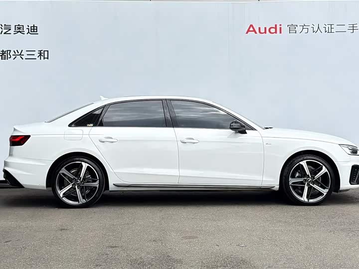 Audi A4L 2024 40 TFSI — фото 3