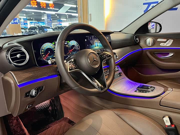 Mercedes-Benz E-Class 2023 E 300 L Luxury — фото 9