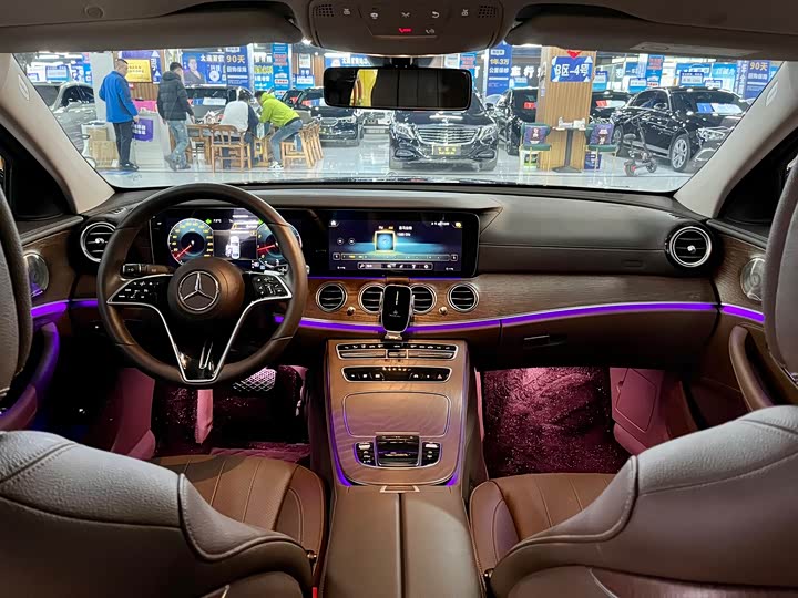 Mercedes-Benz E-Class 2023 E 300 L Luxury — фото 12