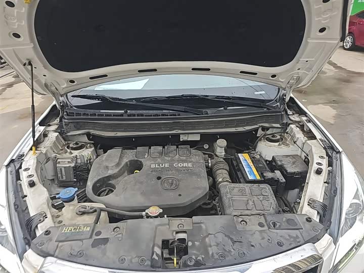 Changan CS35 2017 1.6 L MTLuxury — фото 20