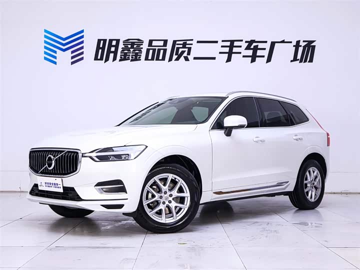 Volvo XC60 2020 T 5 4 WD — фото 2