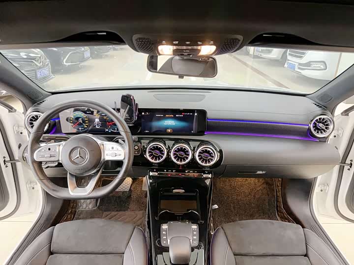 Mercedes-Benz A-Class 2021 A 200 L — фото 7