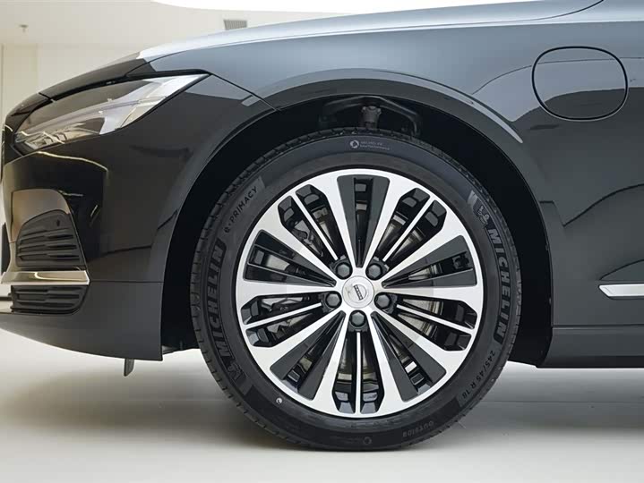 Volvo S90 Hybrid 2025 Hybrid 4 WD — фото 15