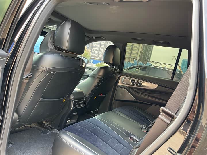 Trumpchi GS8 2024 2.0 TGDI 4 WD 7 — фото 7