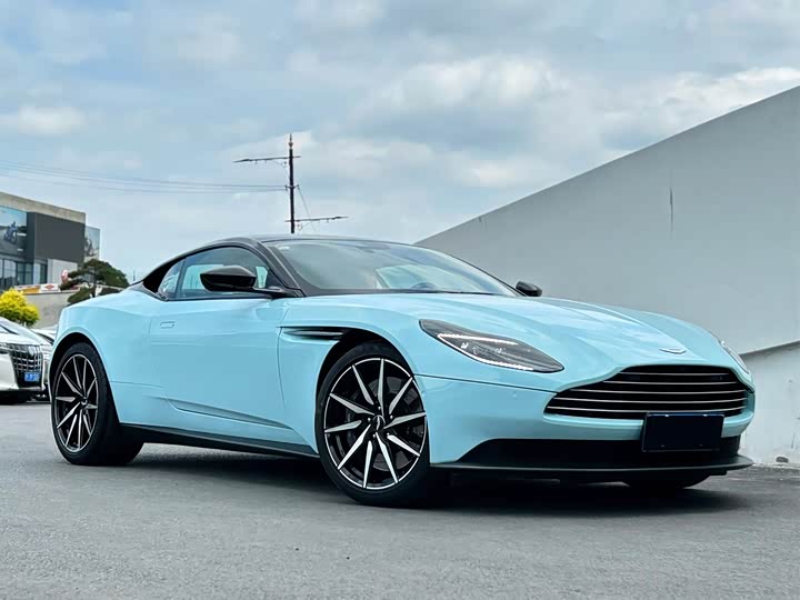 Aston Martin DB11 2019 4.0 T V 8 Coupe — фото 3