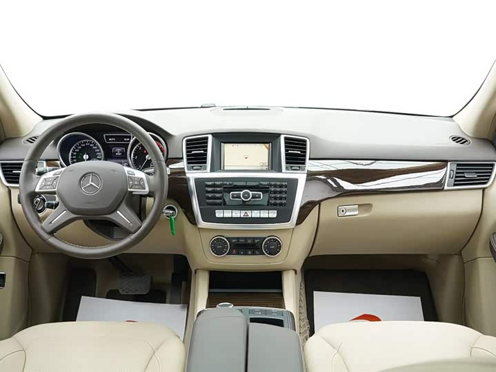 Mercedes-Benz M-Class 2014 ML 350 CDI 4 MATIC — фото 11