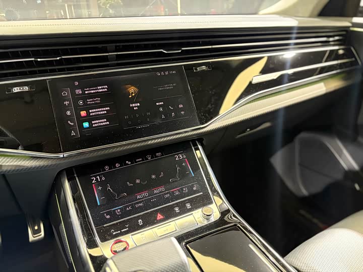 Audi RS Q8 2022 RS Q 8 4.0 T — фото 14