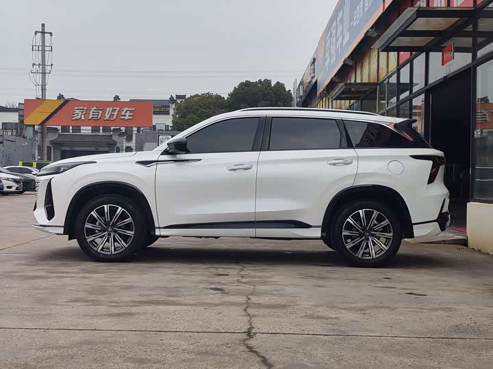 Changan CS75 PLUS 2026 1.5 T — фото 4
