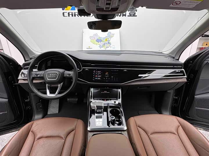Audi Q7 2023 55 TFSI quattro S line Sport — фото 9