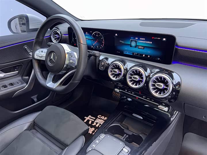 Mercedes-Benz A-Class 2020 A 200 L — фото 14