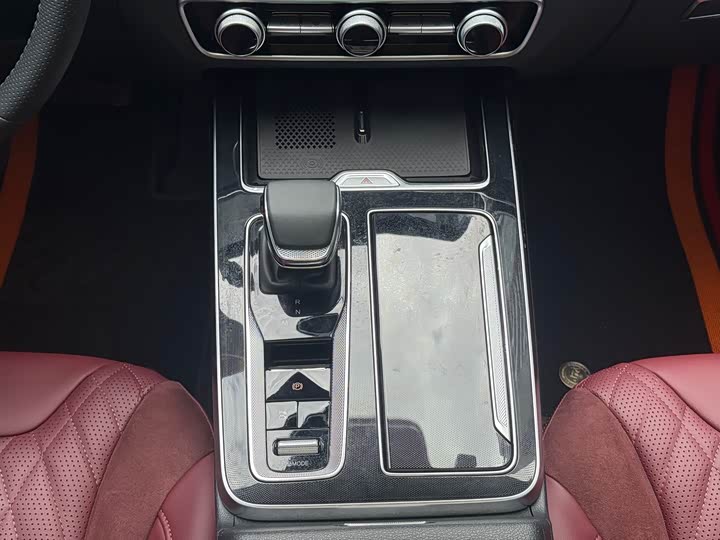 Hongqi HS5 2023 2.0 T Pro — фото 12