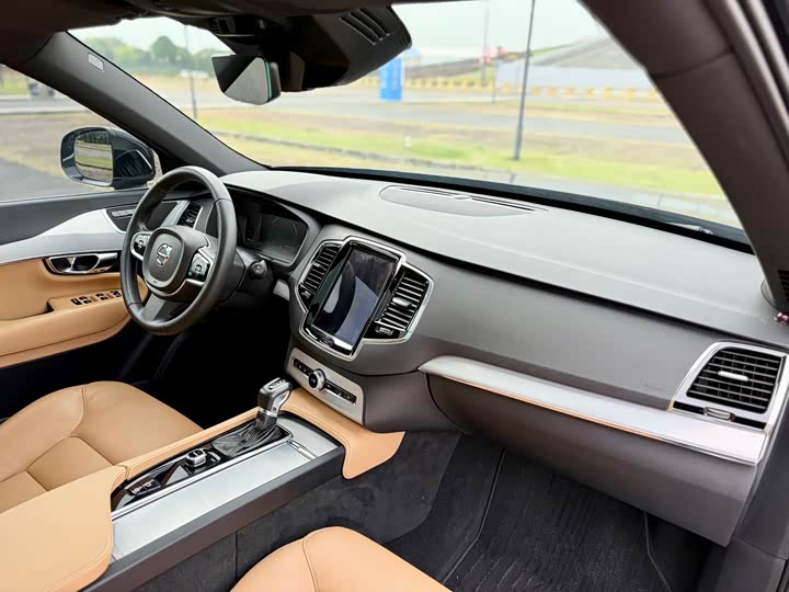 Volvo XC90 2016 T 5 7 — фото 16