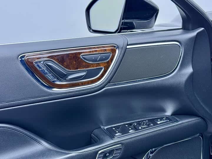 Lincoln Continental — фото 8