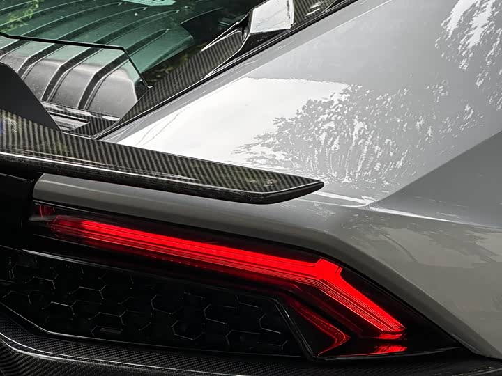 Lamborghini Huracán 2016 Huracán RWD Coupe — фото 20