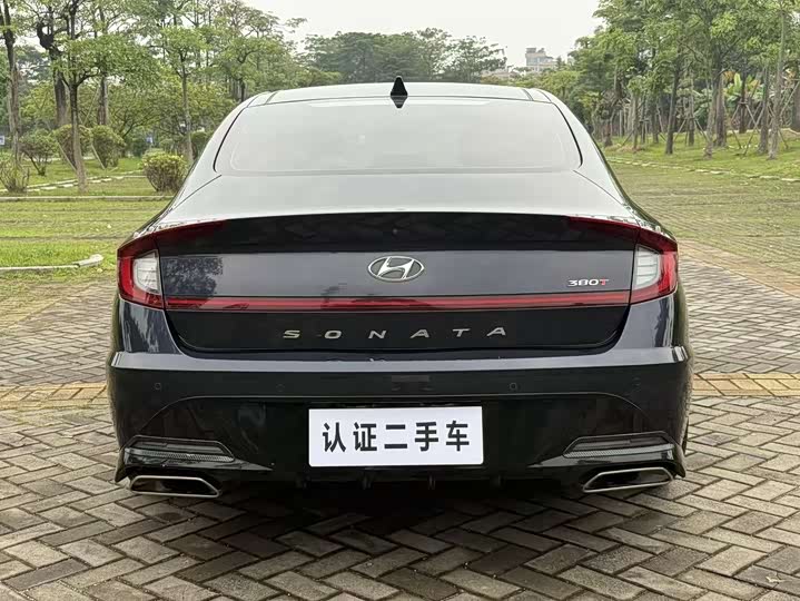 Hyundai Sonata — фото 14