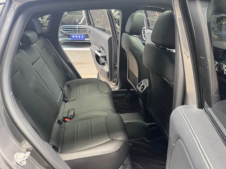 Mercedes-Benz GLA 2022 GLA 200 — фото 18