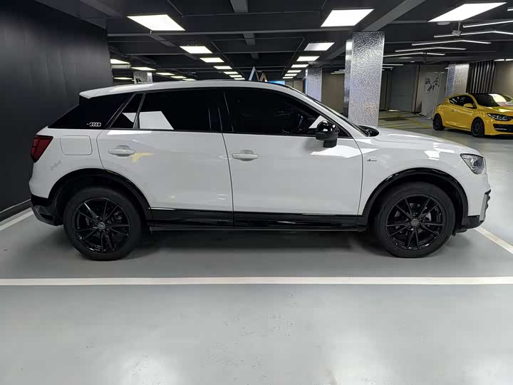 Audi Q2L 2018 35 TFSI VI — фото 4