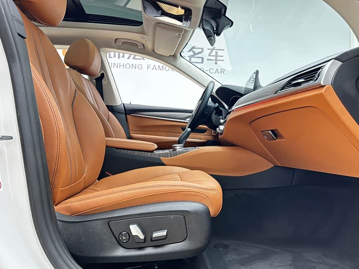BMW 6-Series 2019 630i — фото 19