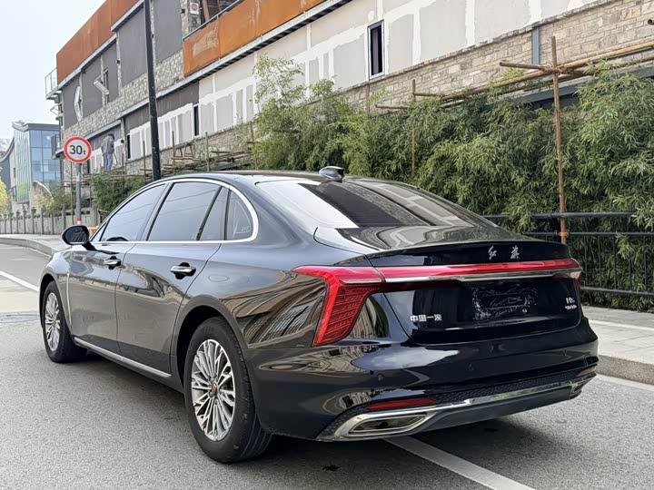 Hongqi H5 2025 1.5 T DCT — фото 16