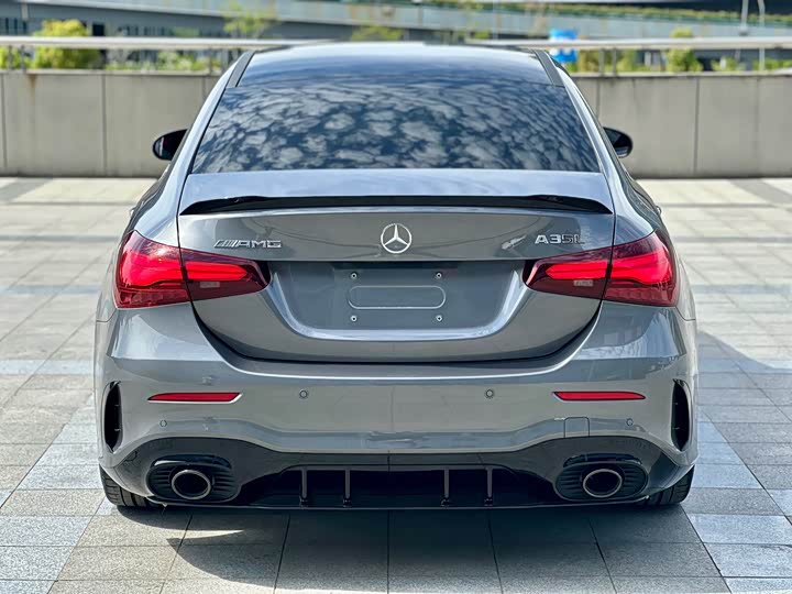 Mercedes-Benz A-Class 2024 AMG A 35 L 4 MATIC — фото 14