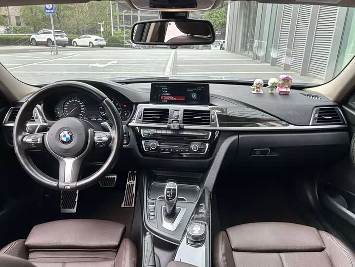 BMW 3-Series 2018 320 Li M — фото 10