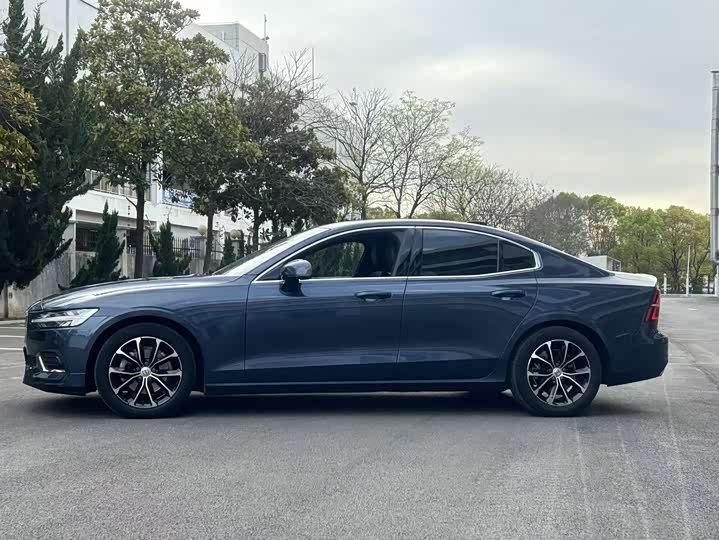 Volvo S60 2021 T 4 — фото 11
