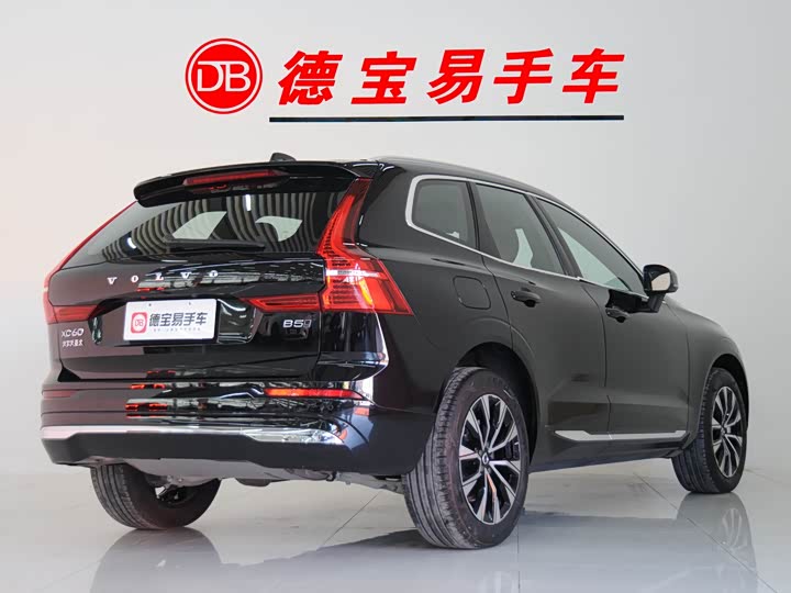 Volvo XC60 2025 B 5 4 WD — фото 5