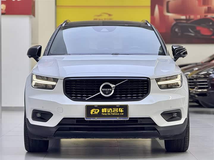 Volvo XC40 2020 T 4 WD — фото 3