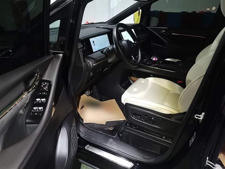 Trumpchi M8 2023 400 T — фото 16