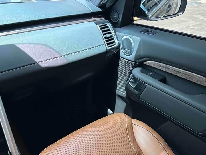 Land Rover Discovery — фото 18