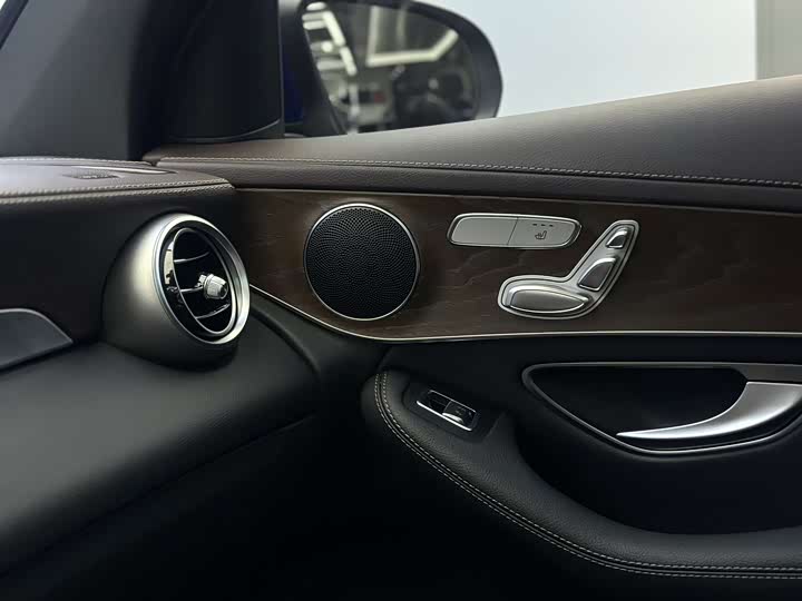 Mercedes-Benz GLC 2022 GLC 300 L 4 MATIC — фото 8